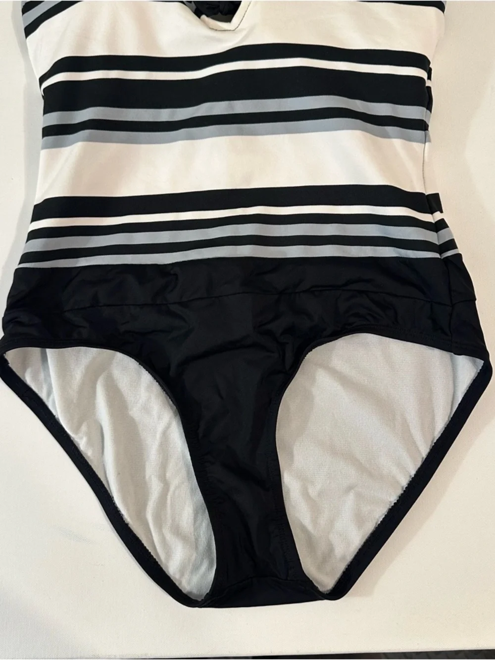 JAG - WOMENS - STRIPED BATHING SUIT